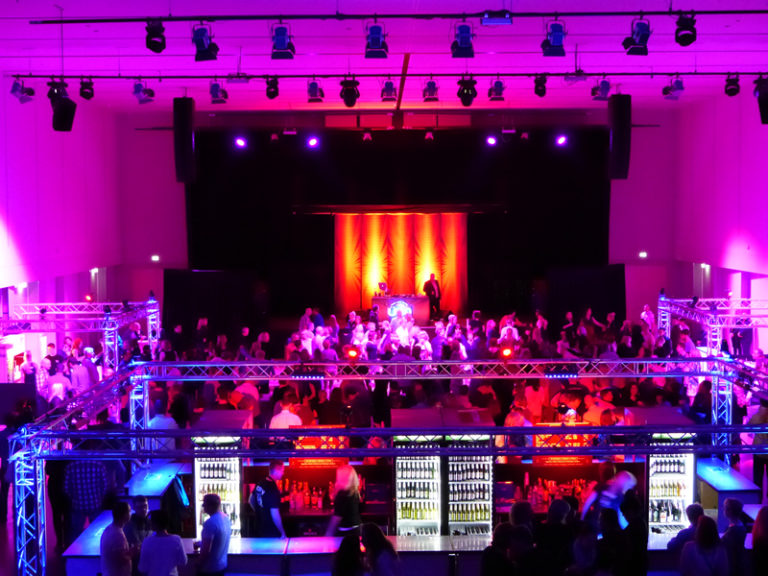Ü30 Party