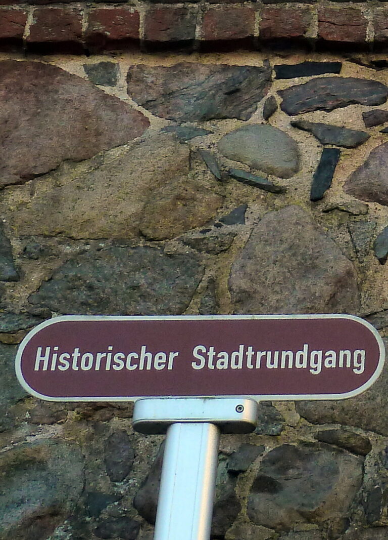 HISTORISCHE STADTFÜHRUNG