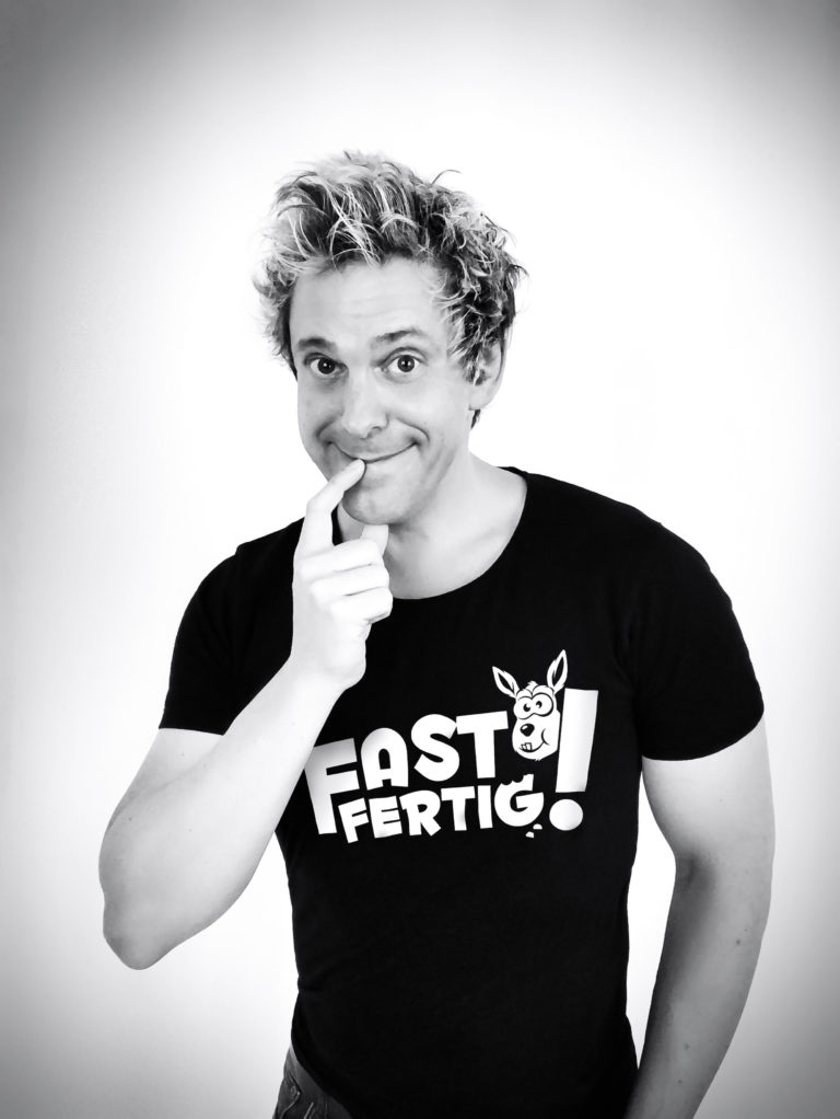 Sascha Grammel: FAST FERTIG!